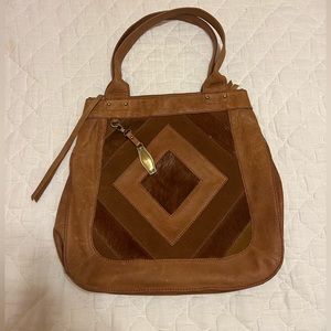 Lucky Brand leather fur zip top shoulder bag   Beautiful !!